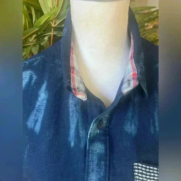 Sun + Stone mens cotton. Button down shirt. Size medium. Excellent condition. - Picture 6 of 7